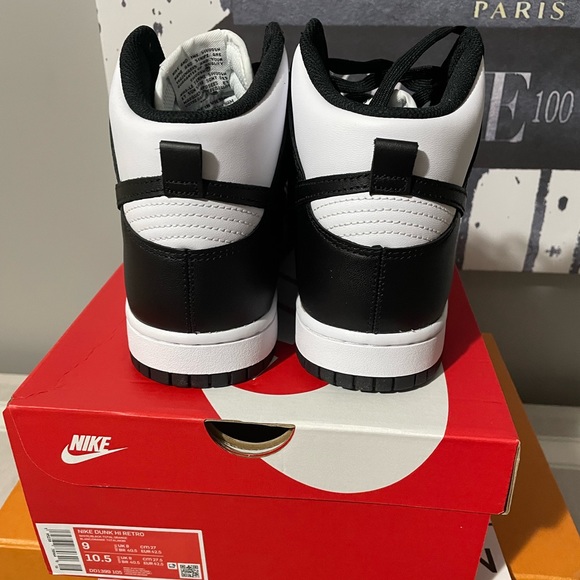 💥 NWT Nike Dunk High Retro Black/White in Men’s 9/Women’s 10.5 - Picture 5 of 6
